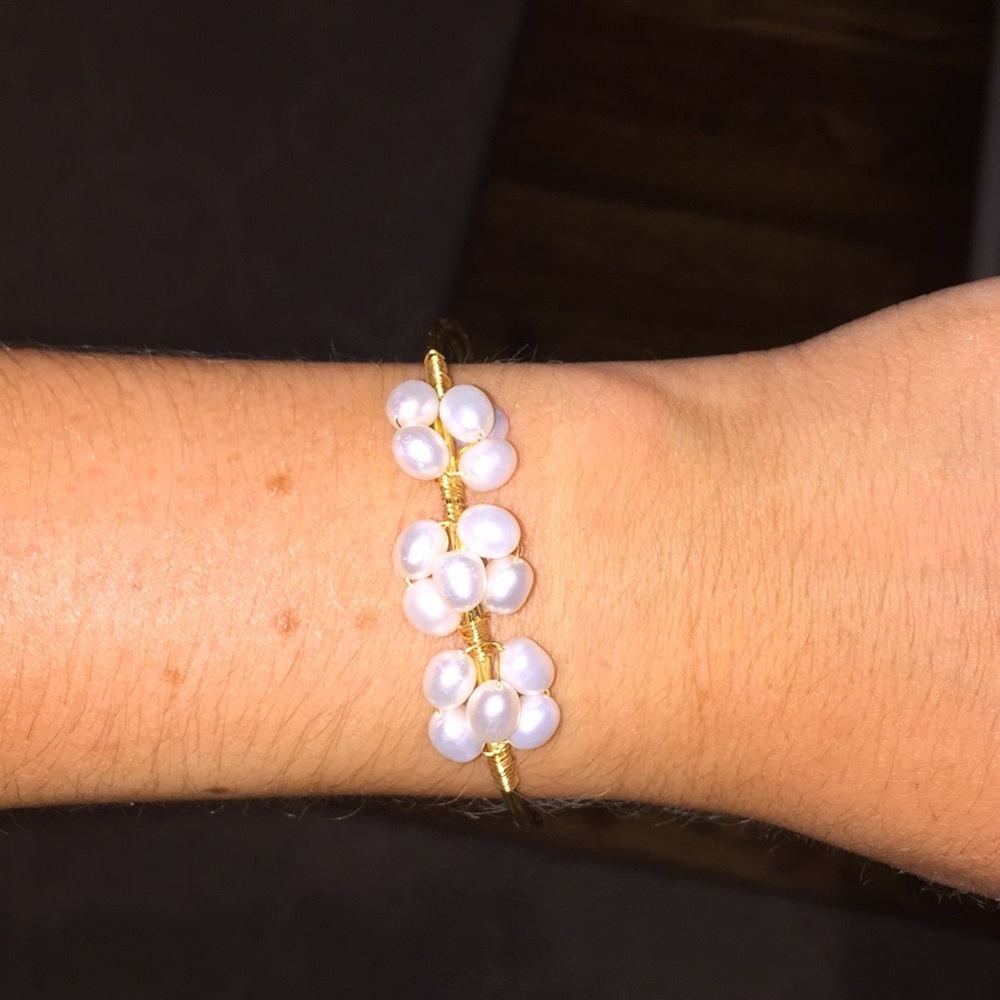 pearl bracelet